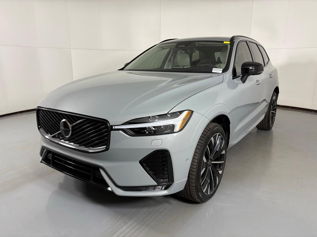 new 2026 Volvo XC60 car, priced at $62,370