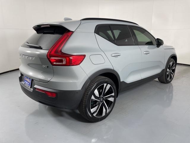 new 2025 Volvo XC40 car, priced at $45,810