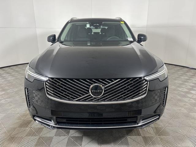 new 2025 Volvo XC90 car, priced at $65,440