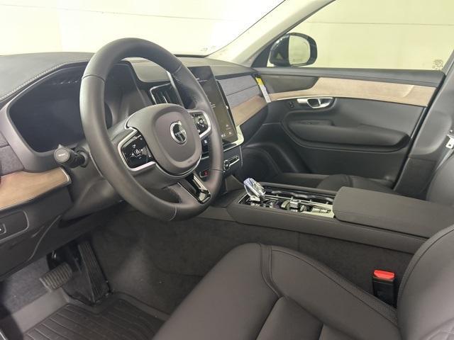 new 2025 Volvo XC90 car, priced at $65,440