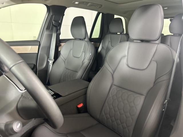 new 2025 Volvo XC90 car, priced at $65,440