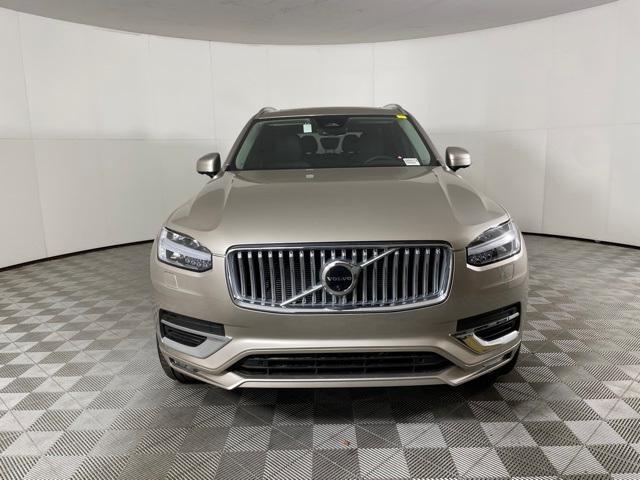 new 2025 Volvo XC90 car, priced at $62,055