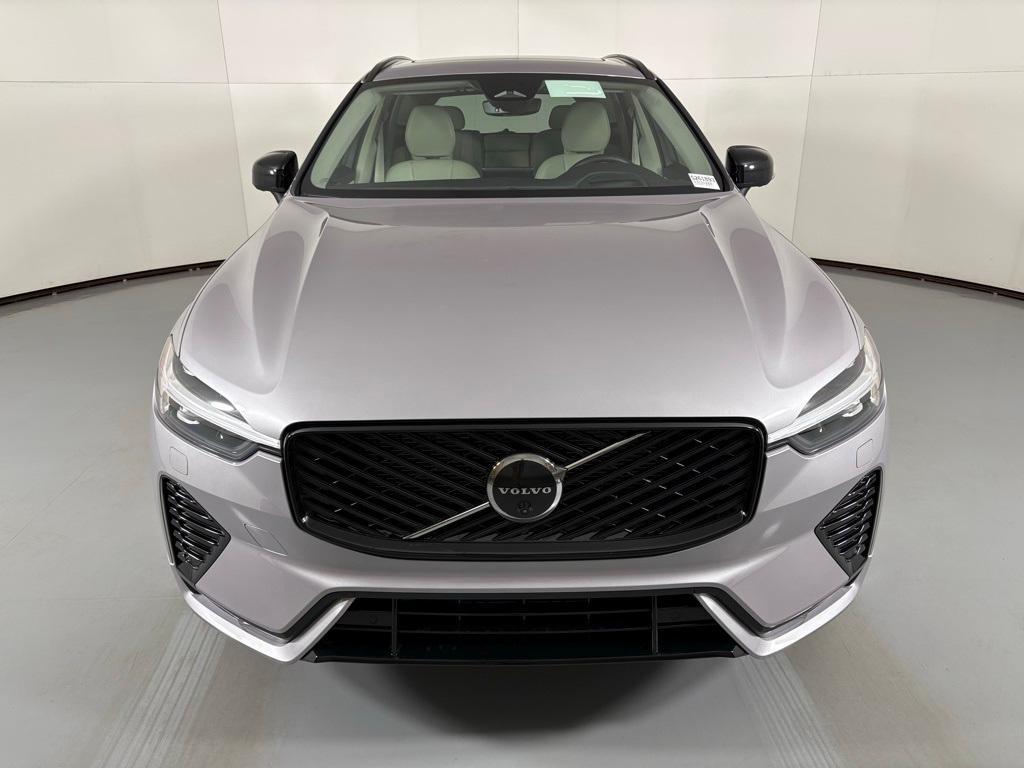 new 2026 Volvo XC60 car, priced at $60,965