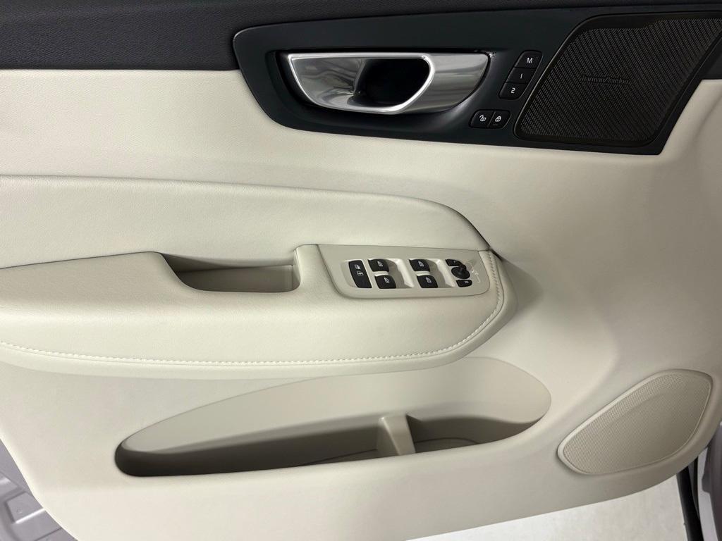 new 2026 Volvo XC60 car, priced at $60,965
