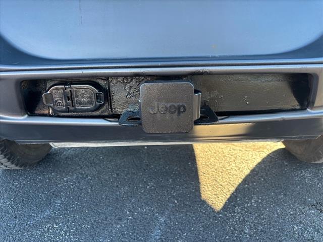 used 2016 Jeep Cherokee car, priced at $14,990