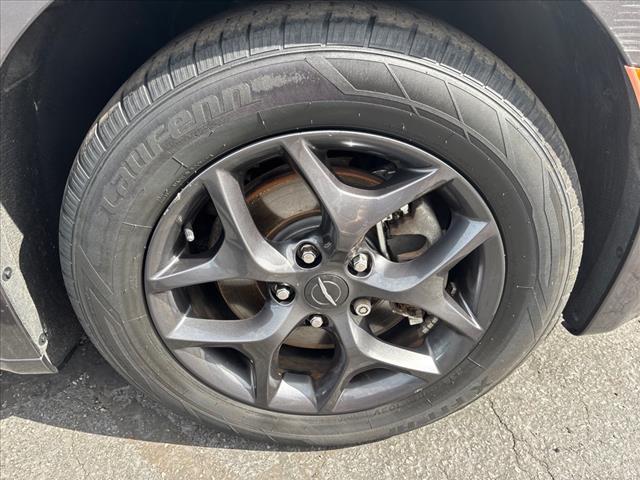 used 2018 Chrysler Pacifica car, priced at $13,490