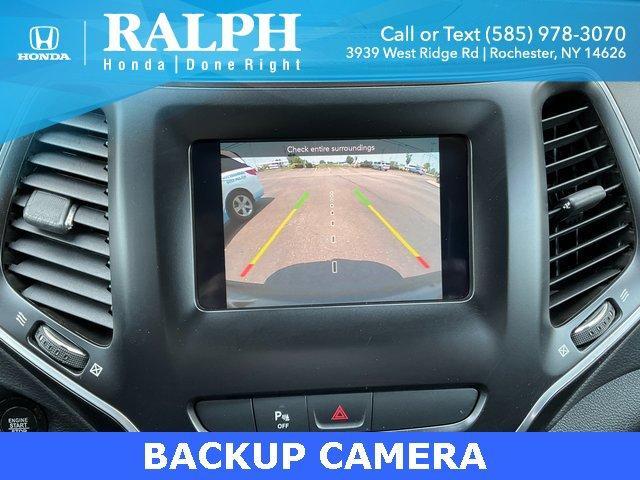 used 2019 Jeep Cherokee car, priced at $15,794