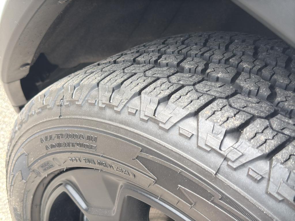used 2021 Jeep Grand Cherokee car, priced at $29,795