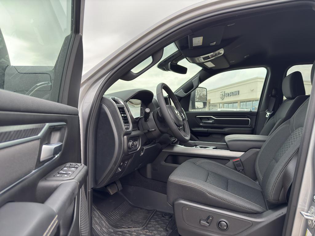 new 2025 Ram 1500 car, priced at $63,706
