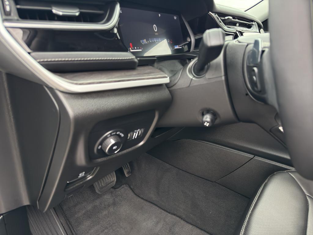 used 2023 Jeep Grand Cherokee car, priced at $36,795