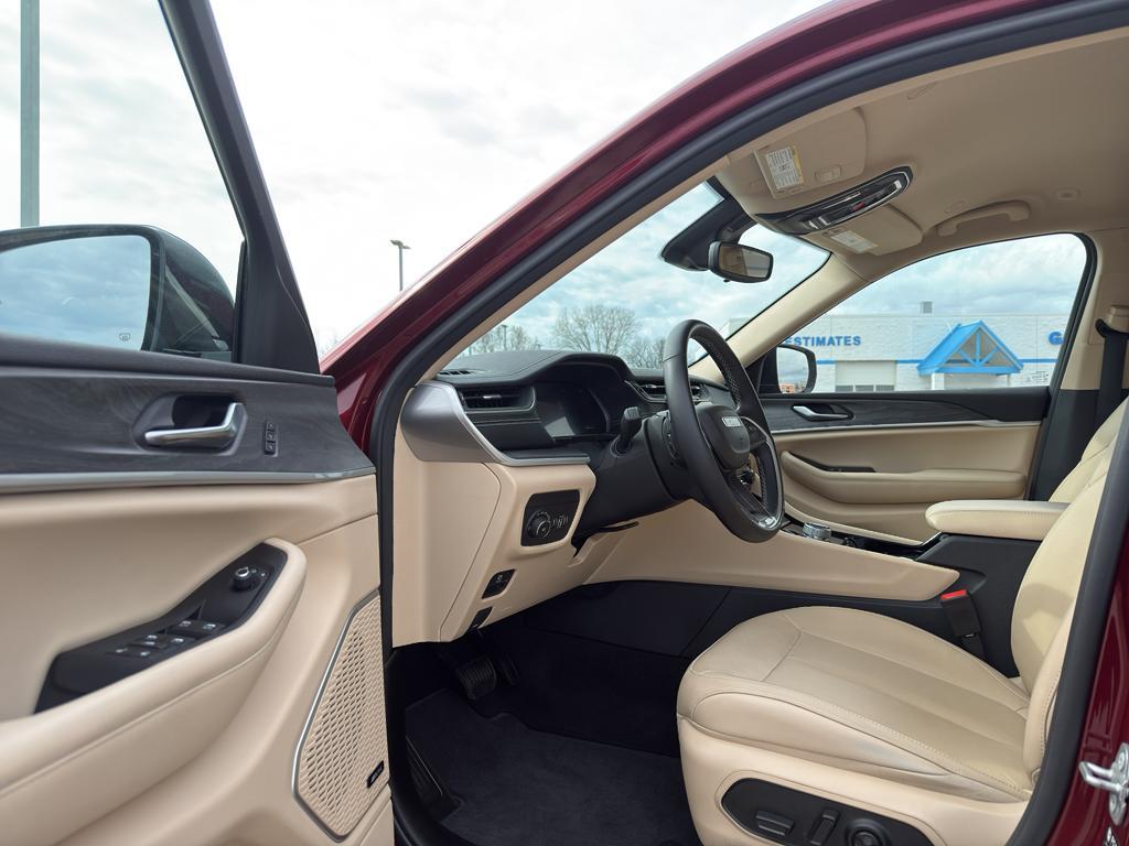 used 2022 Jeep Grand Cherokee L car, priced at $32,995