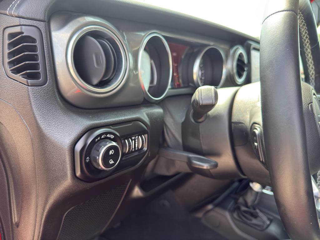 used 2021 Jeep Gladiator car, priced at $32,295