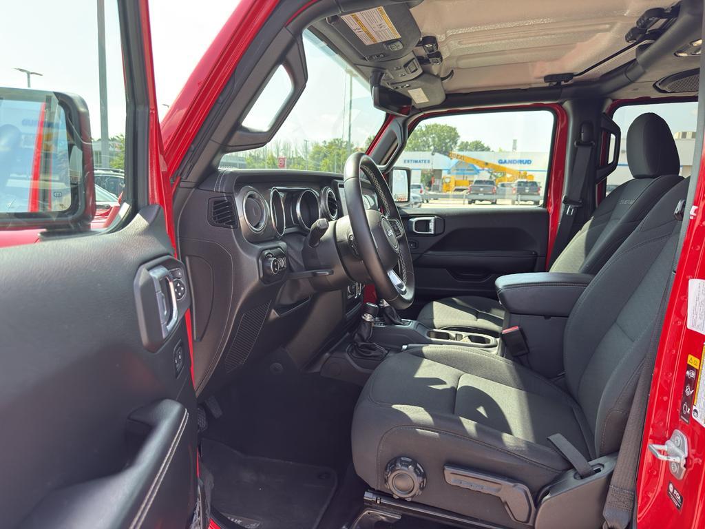 used 2021 Jeep Gladiator car, priced at $32,295