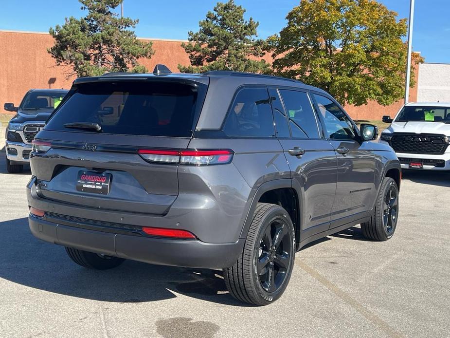 new 2025 Jeep Grand Cherokee car, priced at $47,759