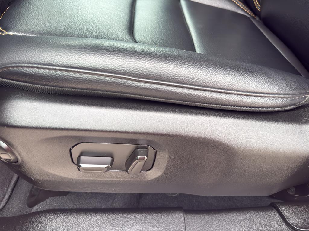 used 2024 Jeep Gladiator car, priced at $36,595