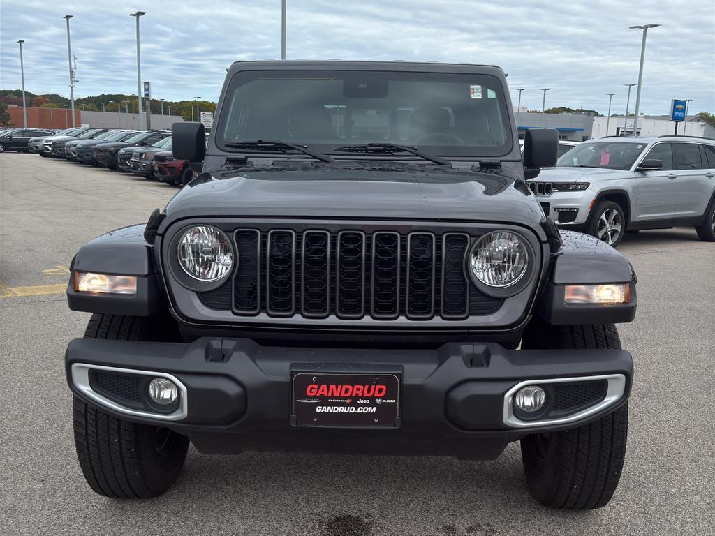 used 2024 Jeep Gladiator car, priced at $36,595