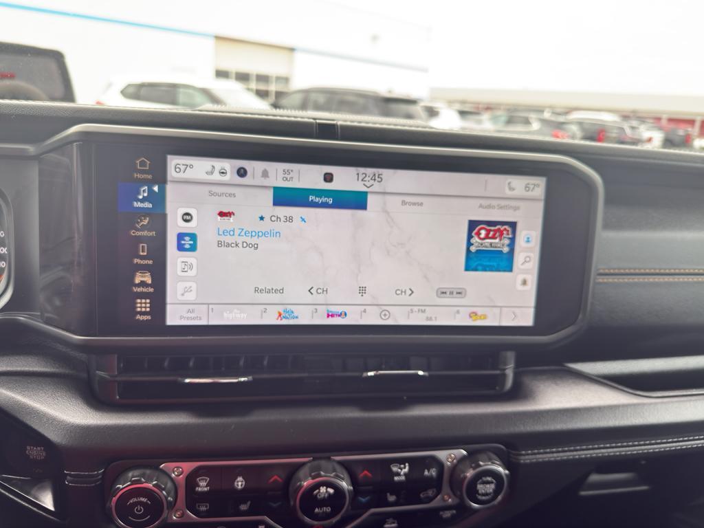 used 2024 Jeep Gladiator car, priced at $36,595