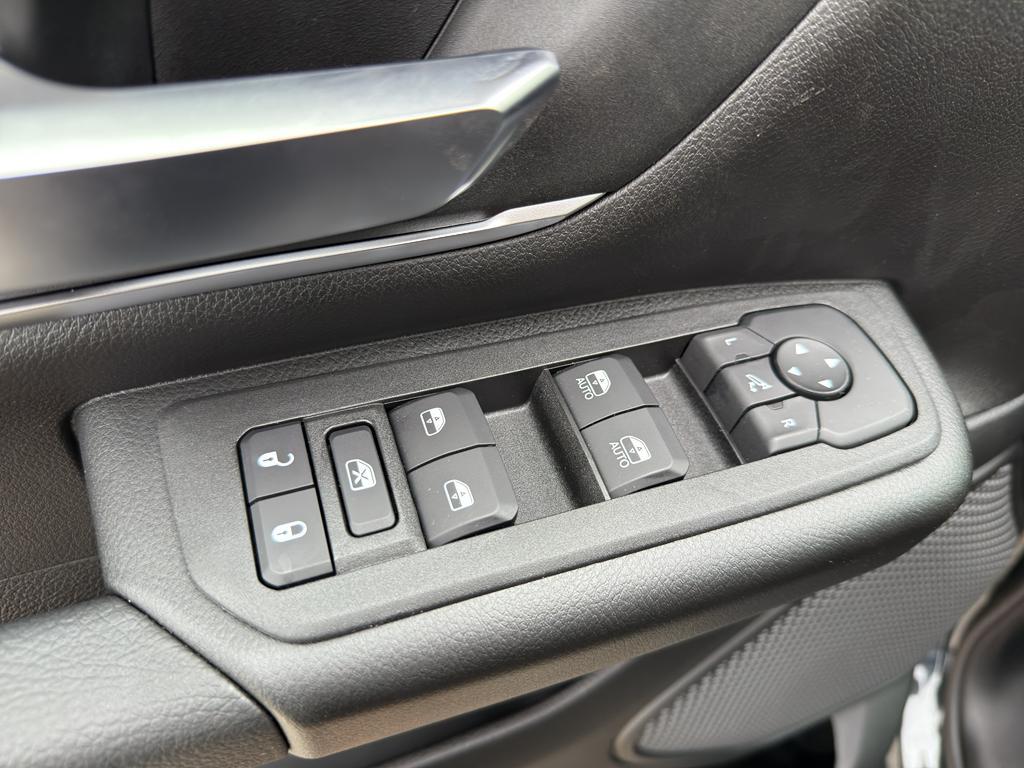 new 2025 Ram 1500 car, priced at $61,968