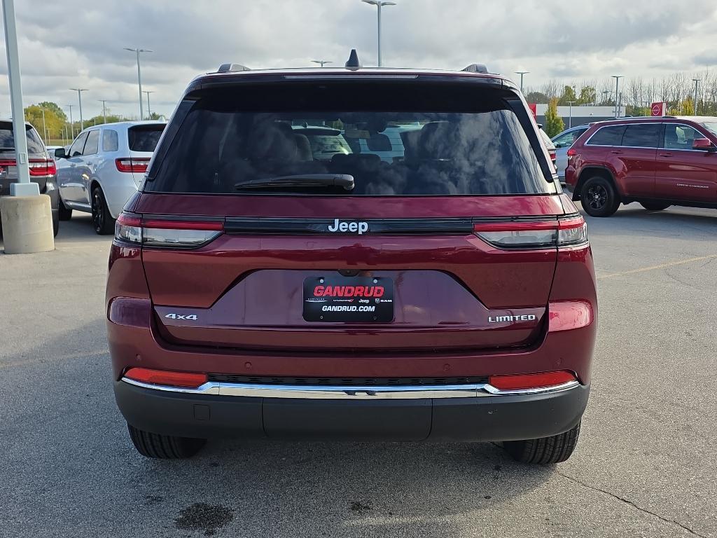 new 2025 Jeep Grand Cherokee car, priced at $49,525
