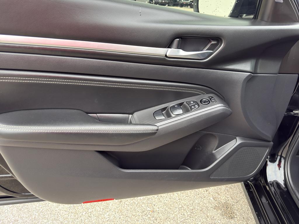 used 2019 Nissan Altima car, priced at $16,295