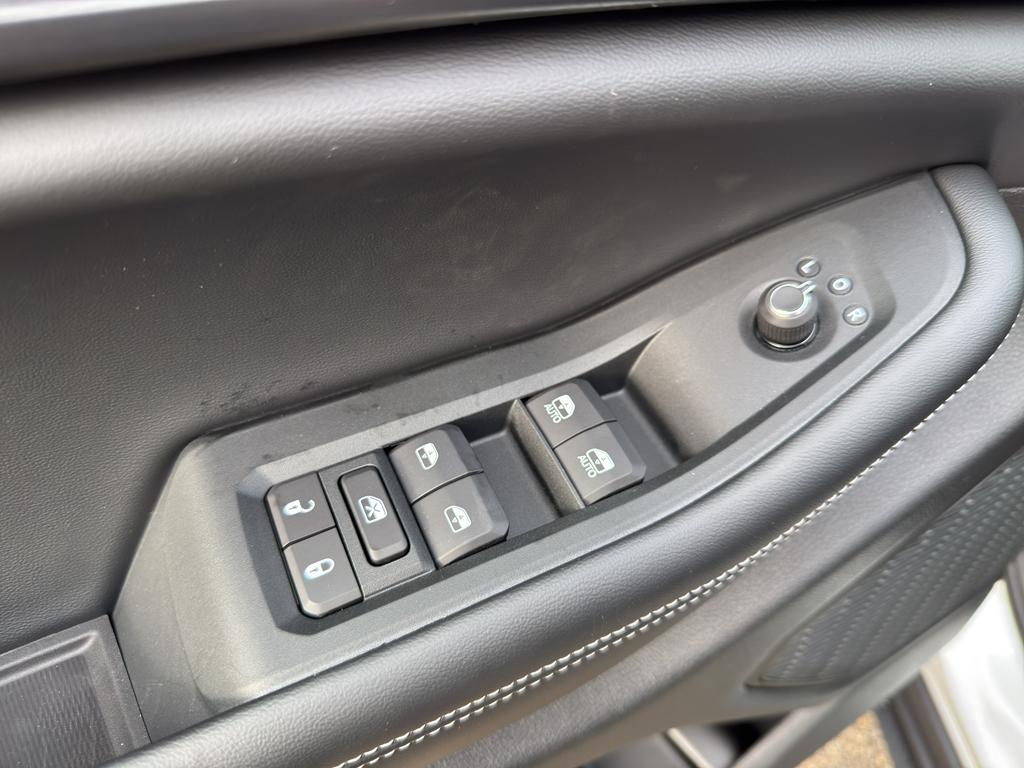 new 2025 Jeep Grand Cherokee L car, priced at $47,563