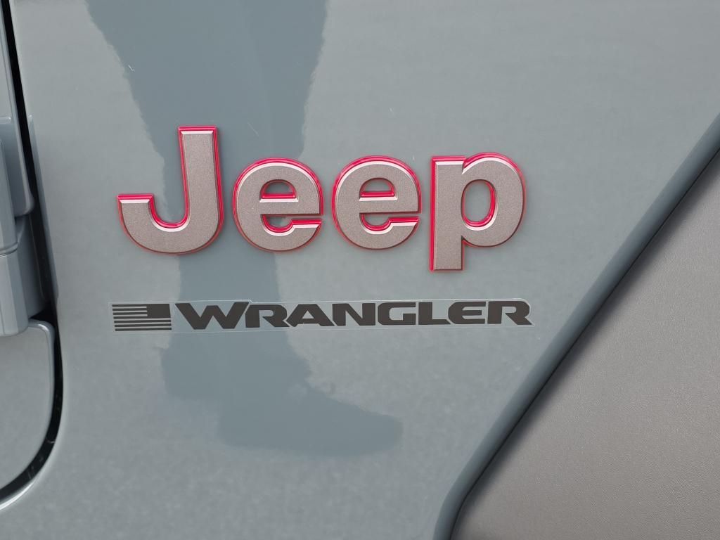 new 2026 Jeep Wrangler car, priced at $68,404