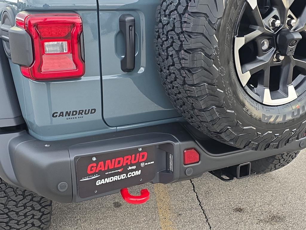 new 2026 Jeep Wrangler car, priced at $68,404