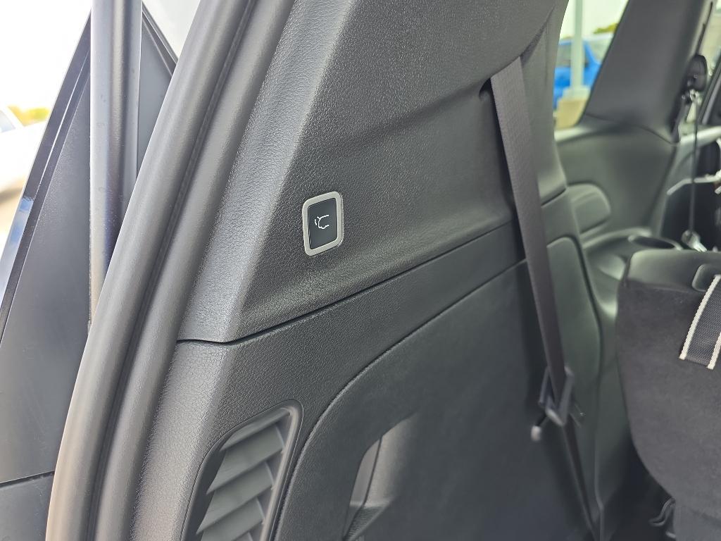 new 2026 Chrysler Pacifica car, priced at $42,792