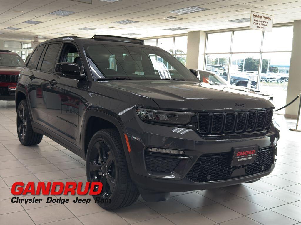 new 2025 Jeep Grand Cherokee car, priced at $58,430