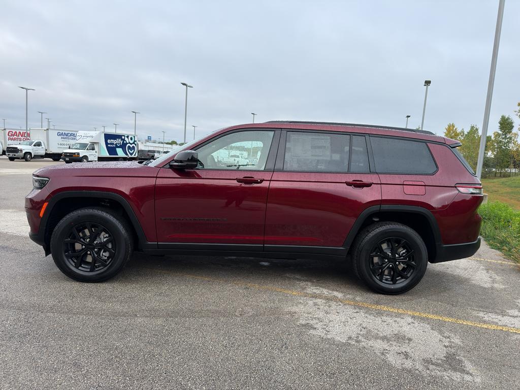 new 2025 Jeep Grand Cherokee L car, priced at $45,063