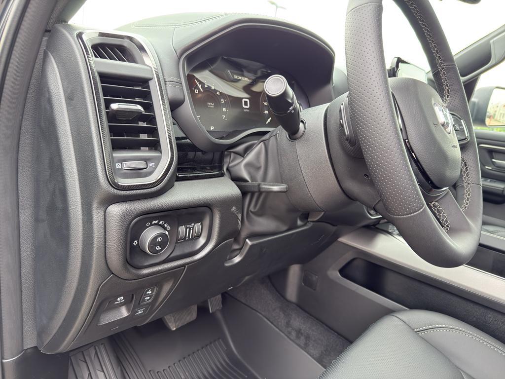 new 2025 Ram 1500 car, priced at $75,550