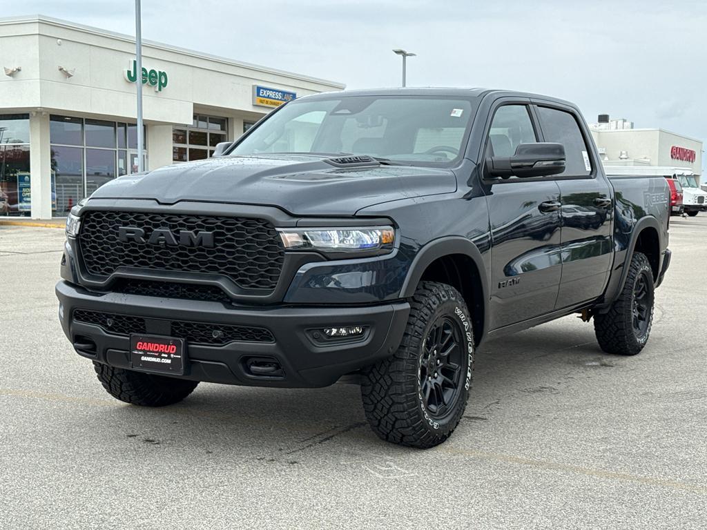 new 2025 Ram 1500 car, priced at $75,550