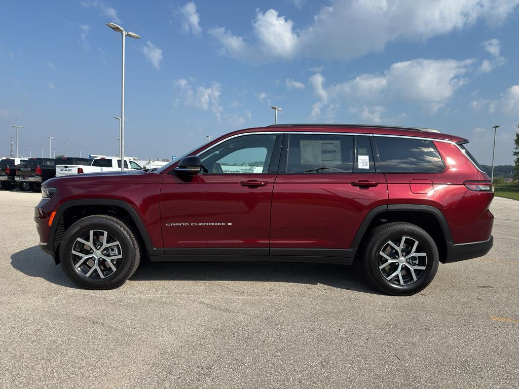 new 2025 Jeep Grand Cherokee L car, priced at $48,097