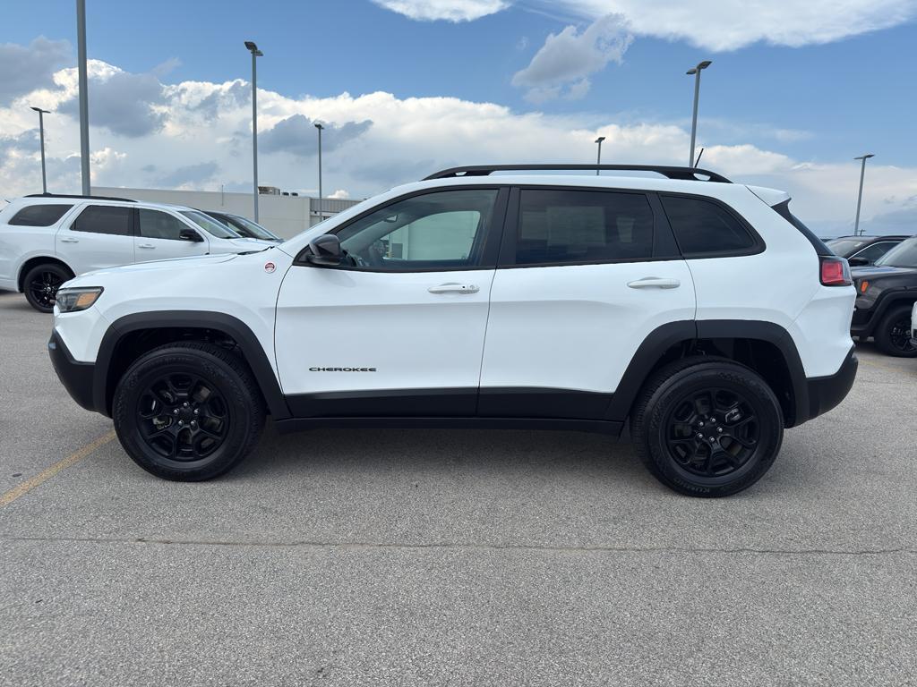 used 2022 Jeep Cherokee car, priced at $24,795