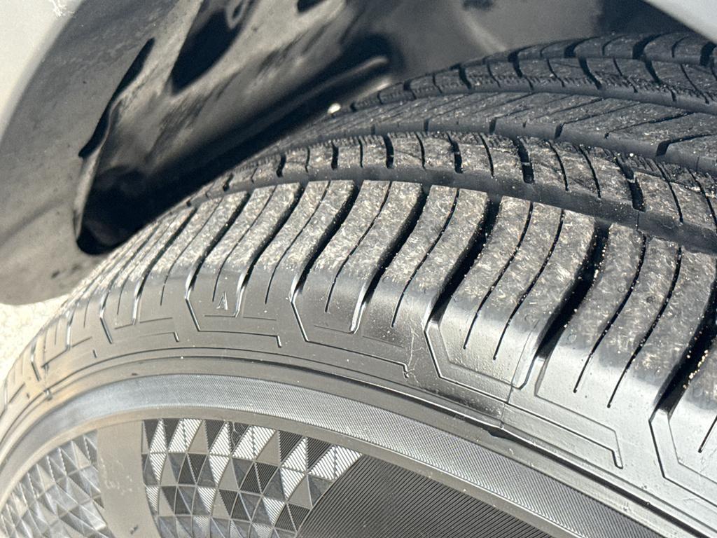 used 2022 Jeep Cherokee car, priced at $24,795