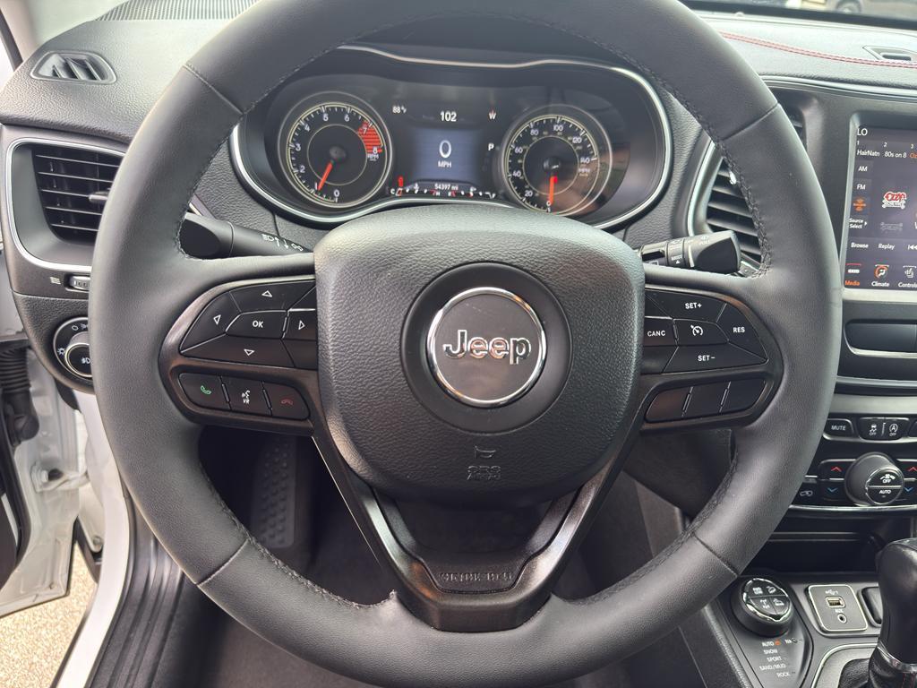 used 2022 Jeep Cherokee car, priced at $24,795