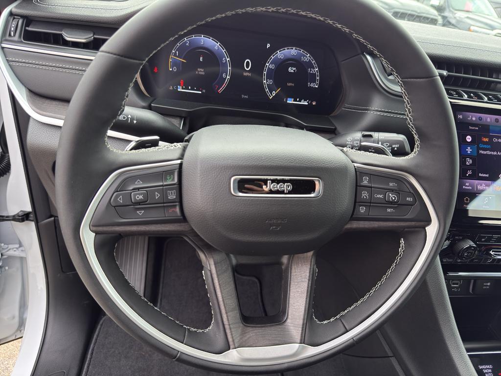 new 2025 Jeep Grand Cherokee L car, priced at $49,384