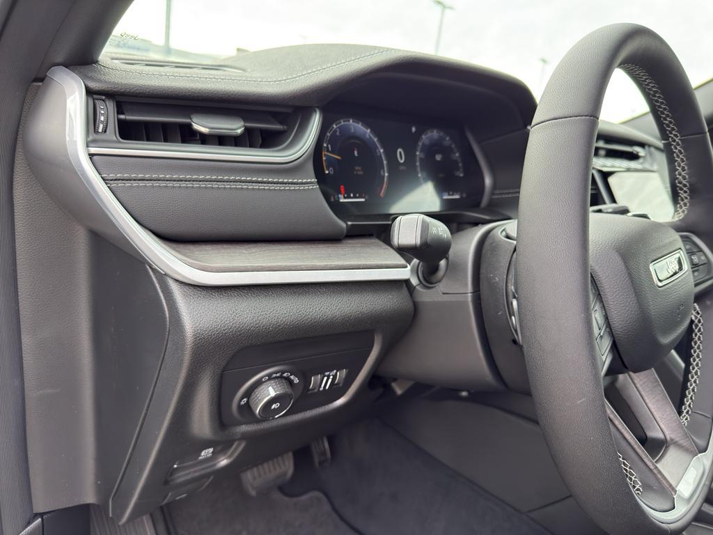 new 2025 Jeep Grand Cherokee L car, priced at $49,384