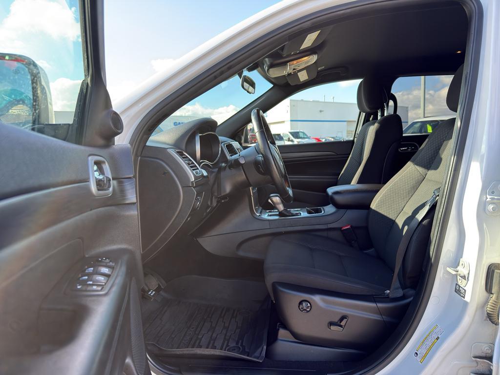 used 2021 Jeep Grand Cherokee car, priced at $22,695