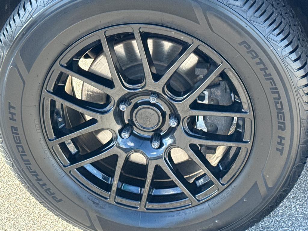 used 2021 Jeep Grand Cherokee car, priced at $22,695