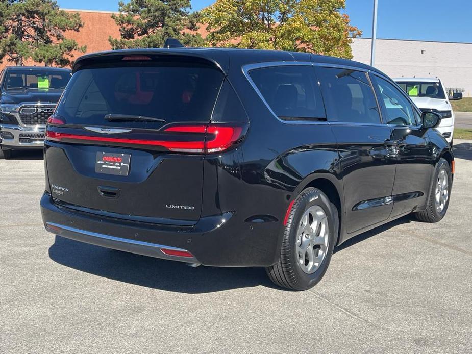 new 2024 Chrysler Pacifica car, priced at $49,999