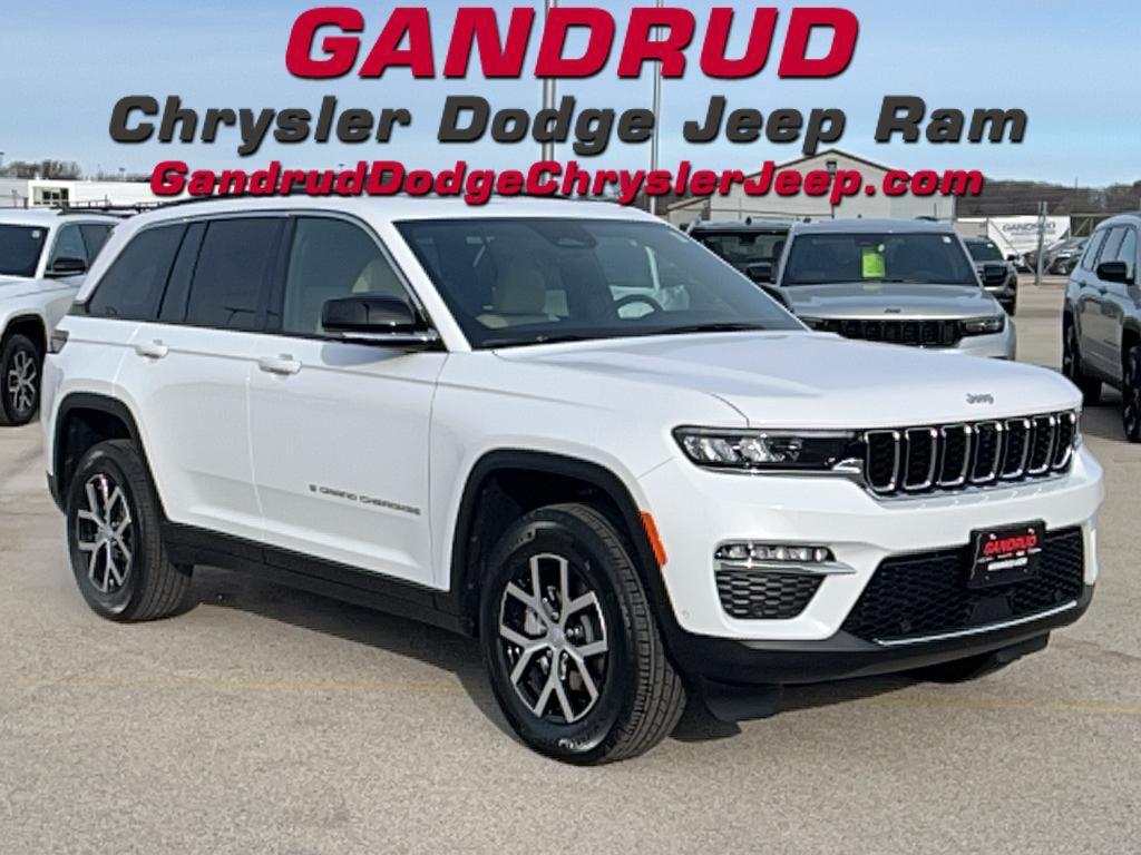 new 2025 Jeep Grand Cherokee car, priced at $53,396