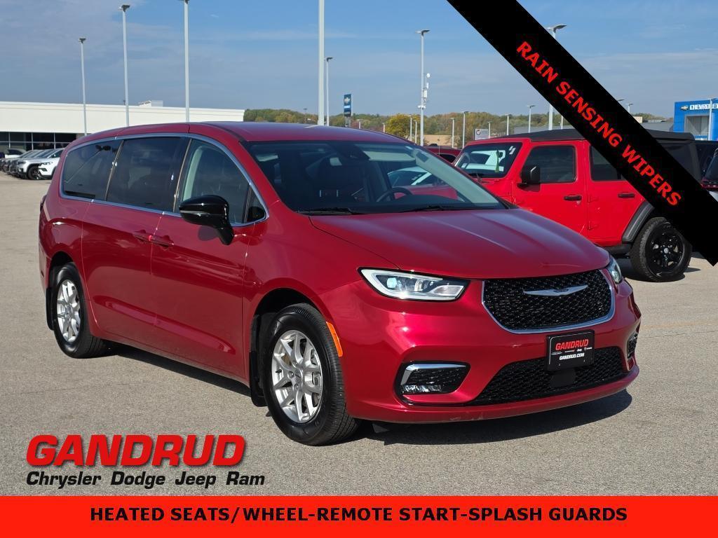 used 2024 Chrysler Pacifica car, priced at $35,995