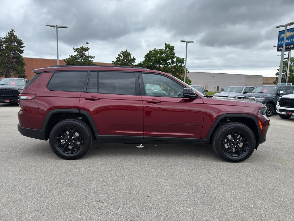 new 2025 Jeep Grand Cherokee L car, priced at $49,096