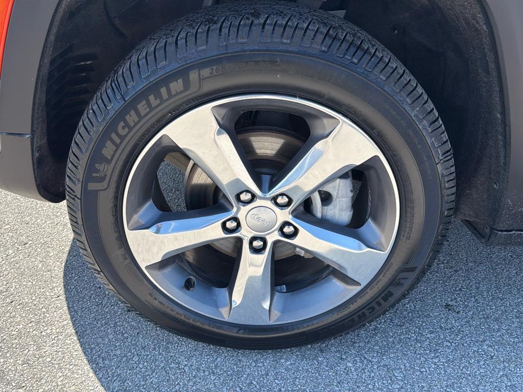 used 2022 Jeep Grand Cherokee car, priced at $29,795