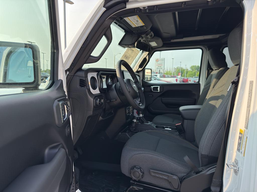 new 2025 Jeep Wrangler car, priced at $56,336