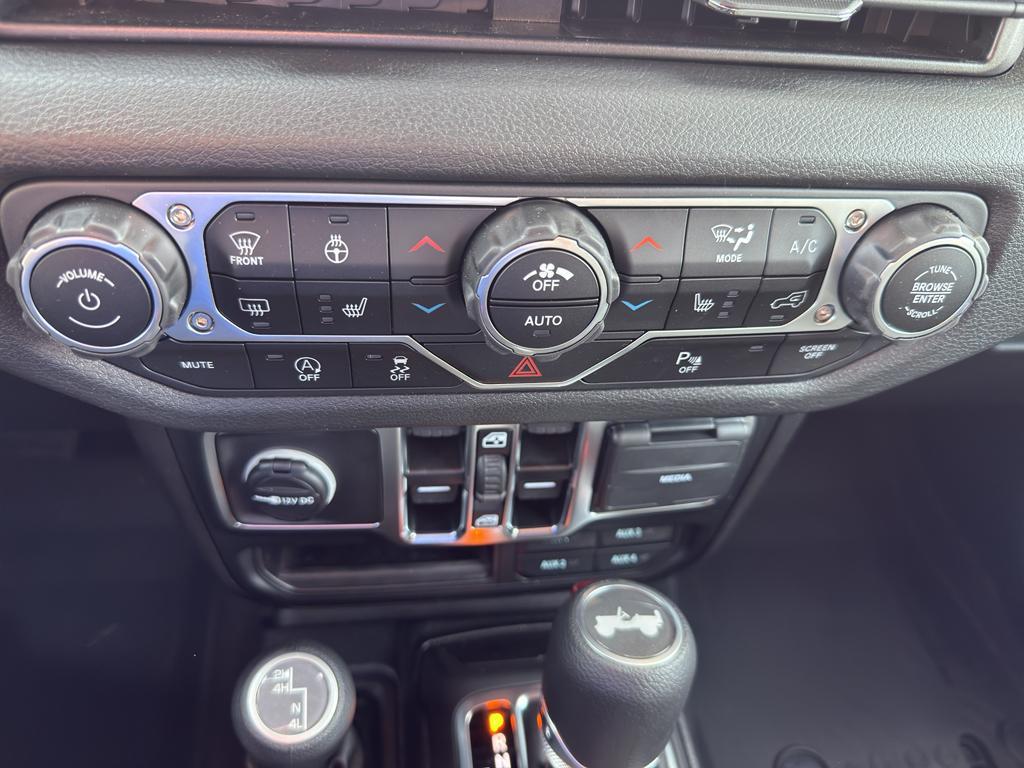 new 2025 Jeep Wrangler car, priced at $56,336