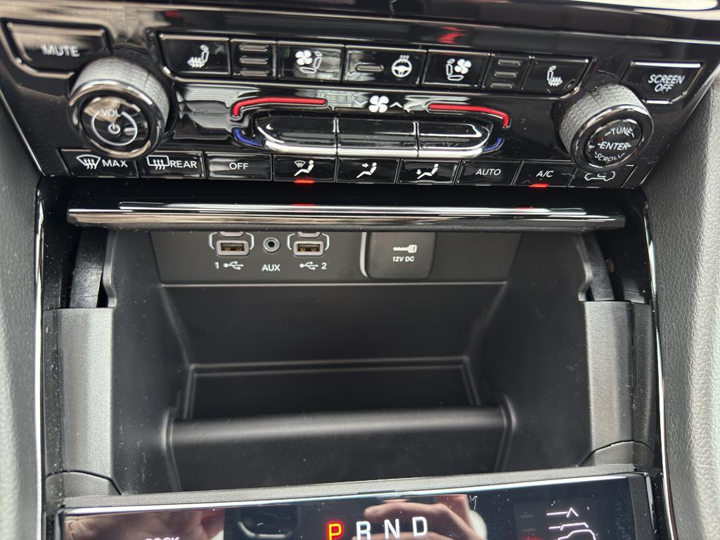 new 2025 Jeep Grand Cherokee L car, priced at $62,163