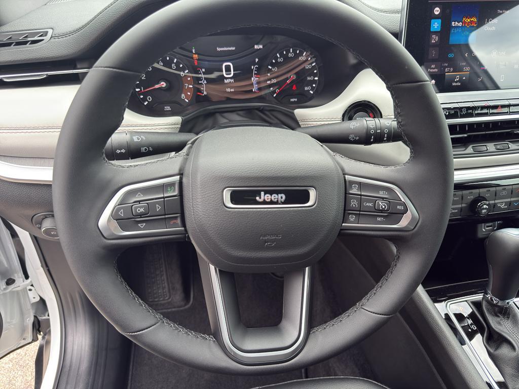 new 2025 Jeep Compass car, priced at $34,085