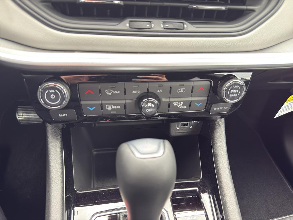 new 2025 Jeep Compass car, priced at $34,085